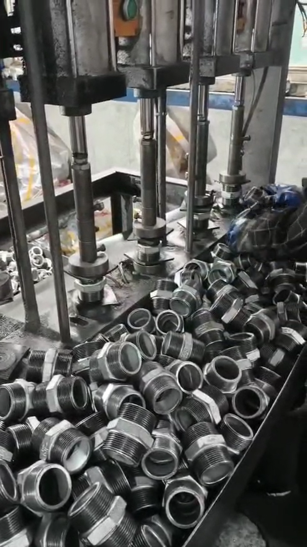 video testing pipe fittings