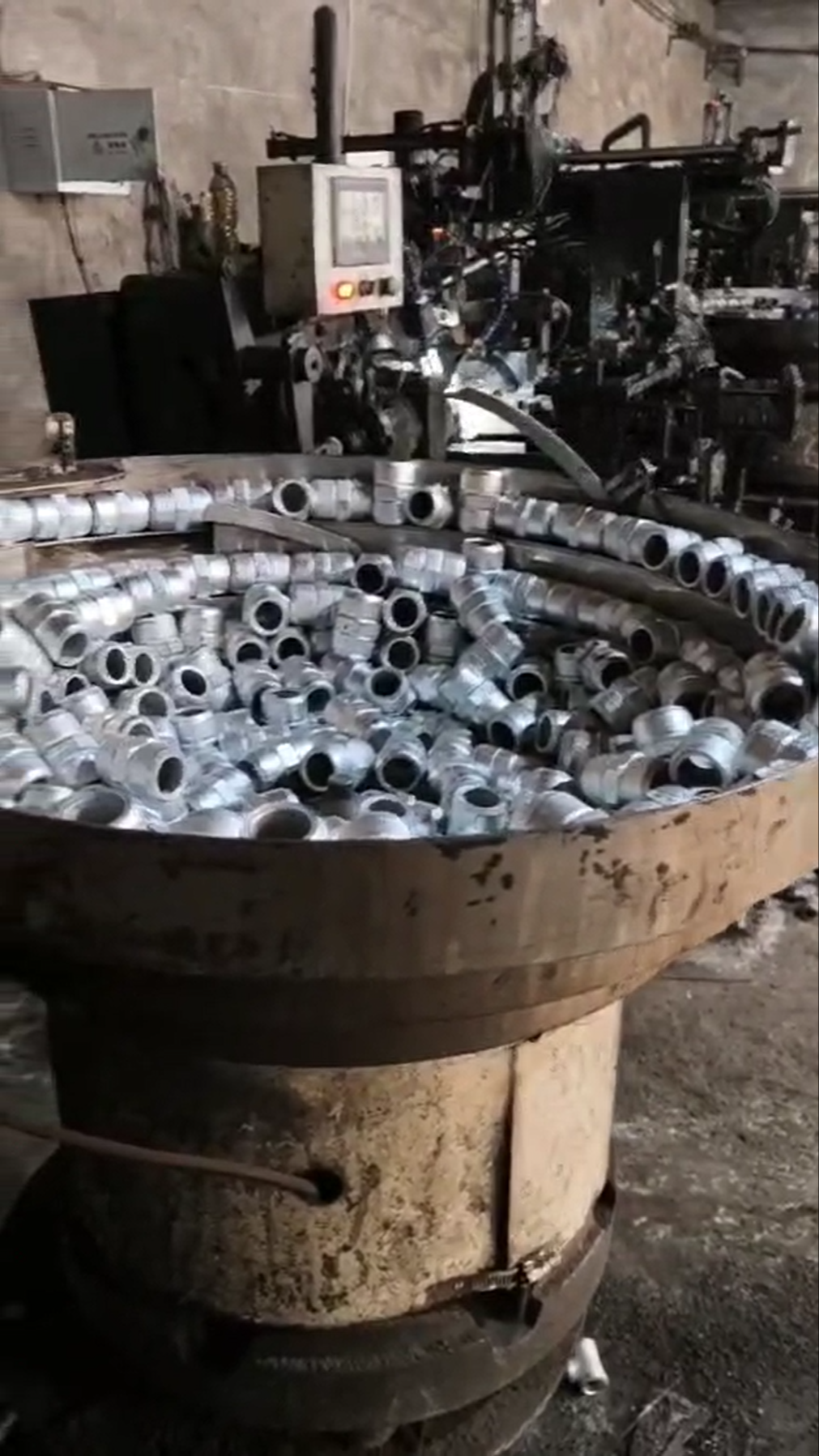 video pembuatan drat pipe fittings